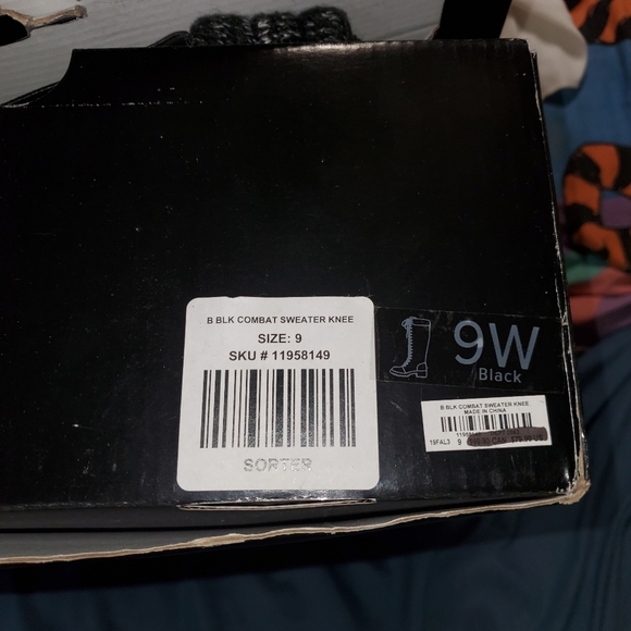 NIB Torrid Knee High Sweater Boots Lace & Zipper Black Faux Leather 9W Wide Calf - Picture 3 of 5